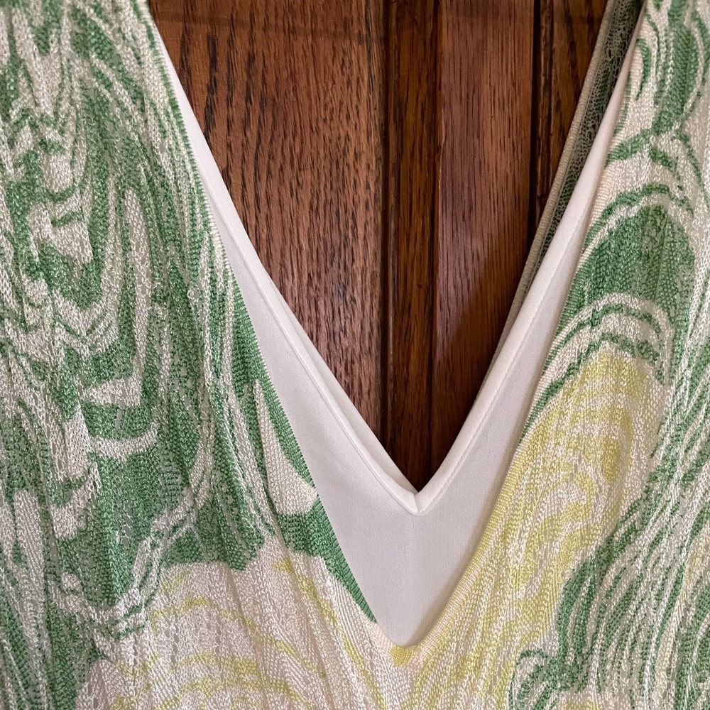Laundry by Shelley Segal knit sleeveless dress with deep V front and back - Picture 2 of 7